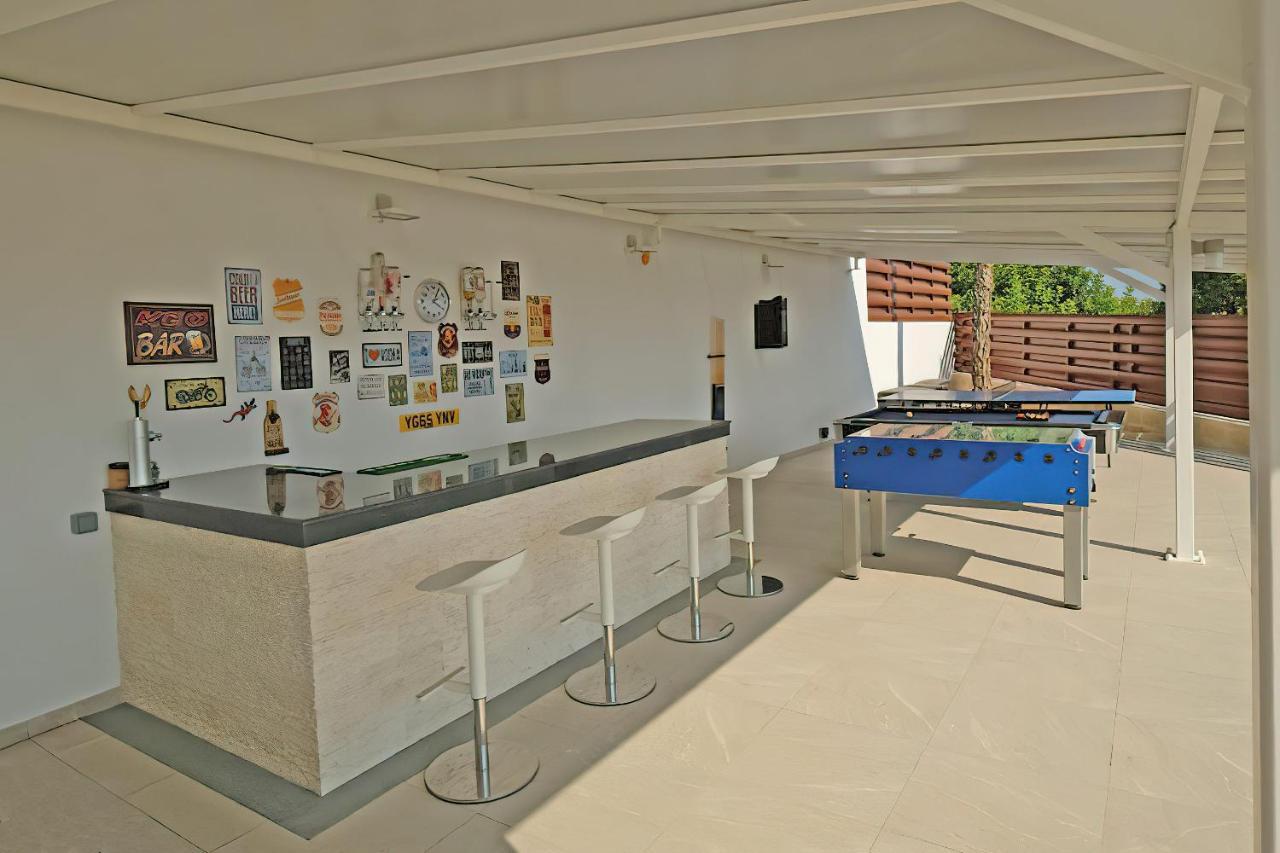 Villa Prasino Coral Bay Exteriör bild